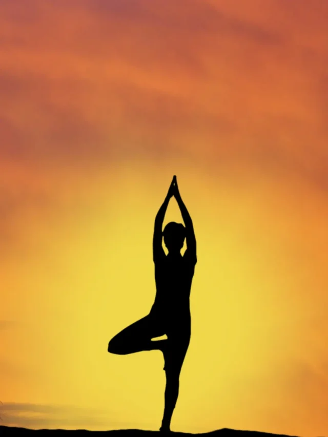 Beginner friendly yoga poses to do at home